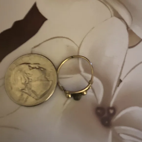 Glass Rabbit - Picture 2 of 4